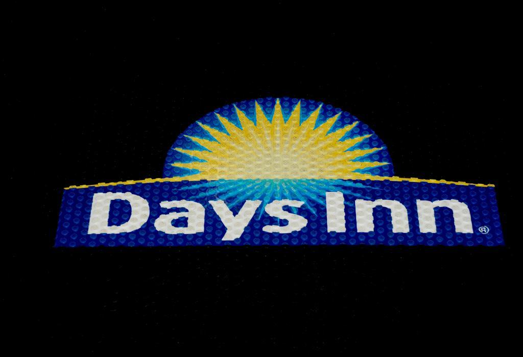 Days Inn By Wyndham Dyersburg Exterior foto